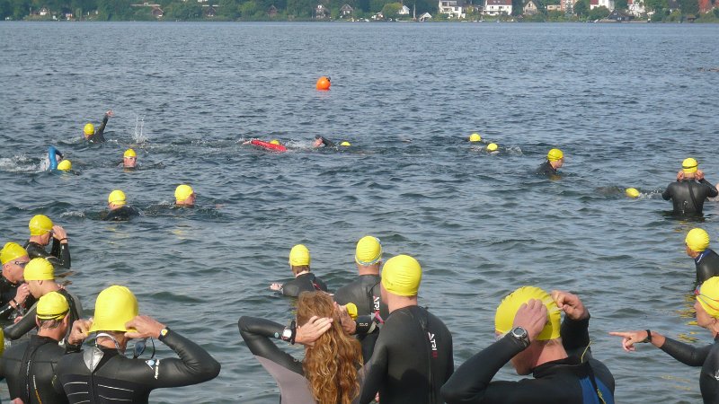 016 Das Wasser ist ja waermer als die Luft